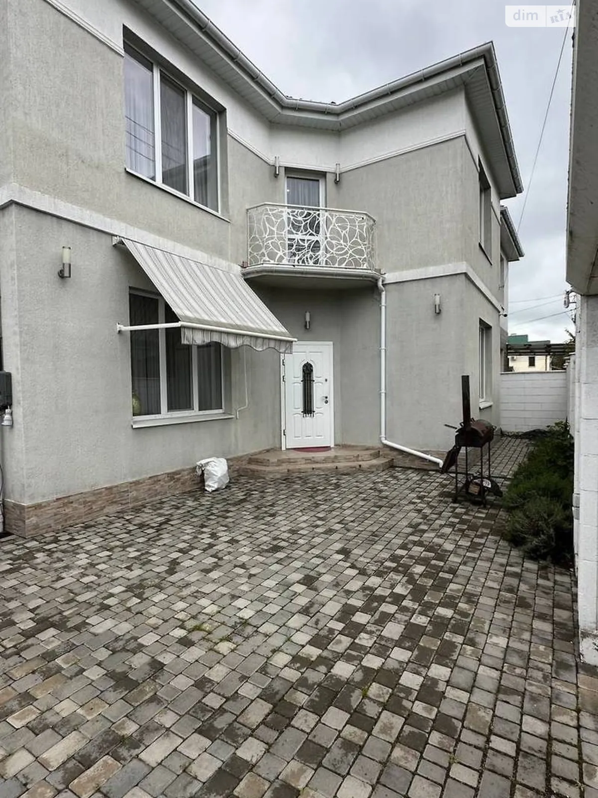 Продается дом на 2 этажа 150 кв. м с баней/сауной, цена: 212000 $ - фото 1