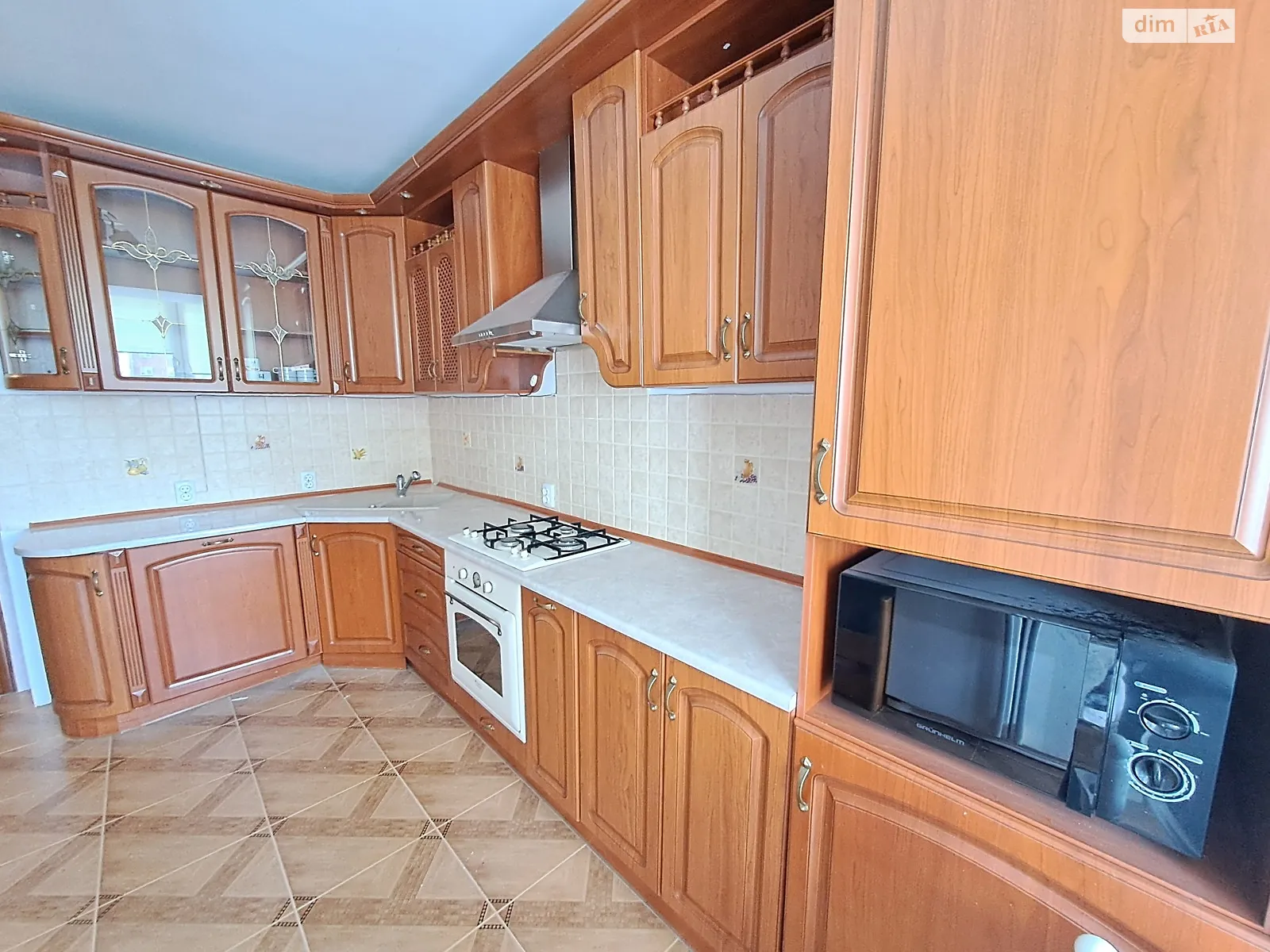 1-комнатная квартира 45 кв. м в Тернополе, ул. Ольховая, 8 - фото 1