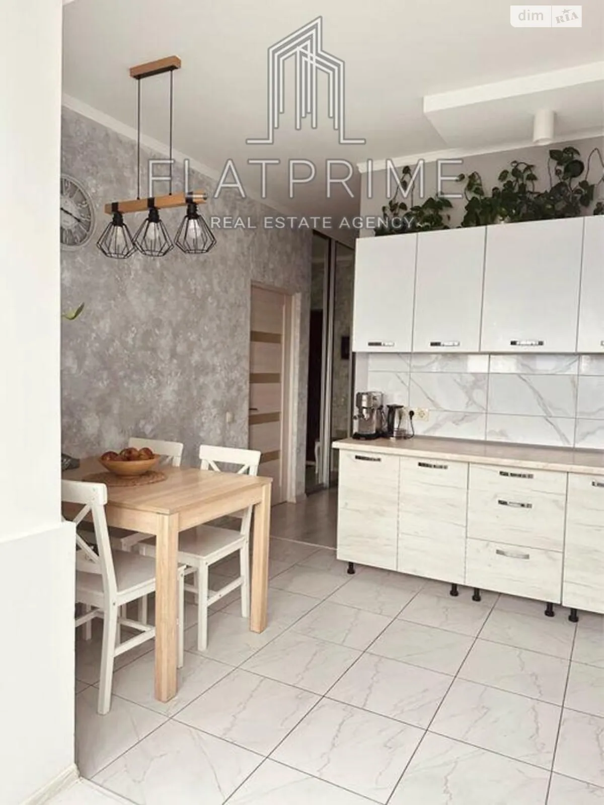 Продается 1-комнатная квартира 42 кв. м в Киеве, ул. Сергeя Данченко, 34 - фото 1