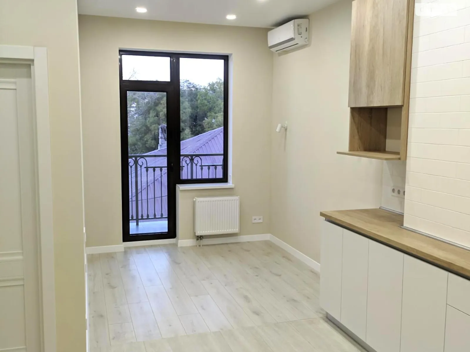 Продается 1-комнатная квартира 41.1 кв. м в Одессе, 2-й пер. Куликовский, 2А - фото 1