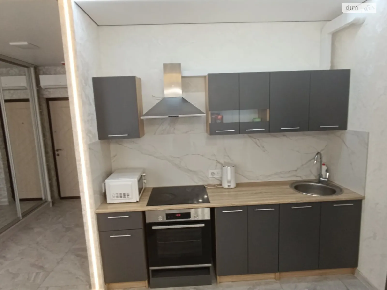 Продається 1-кімнатна квартира 37 кв. м у Одесі, вул. Профспілкова, 9А - фото 1