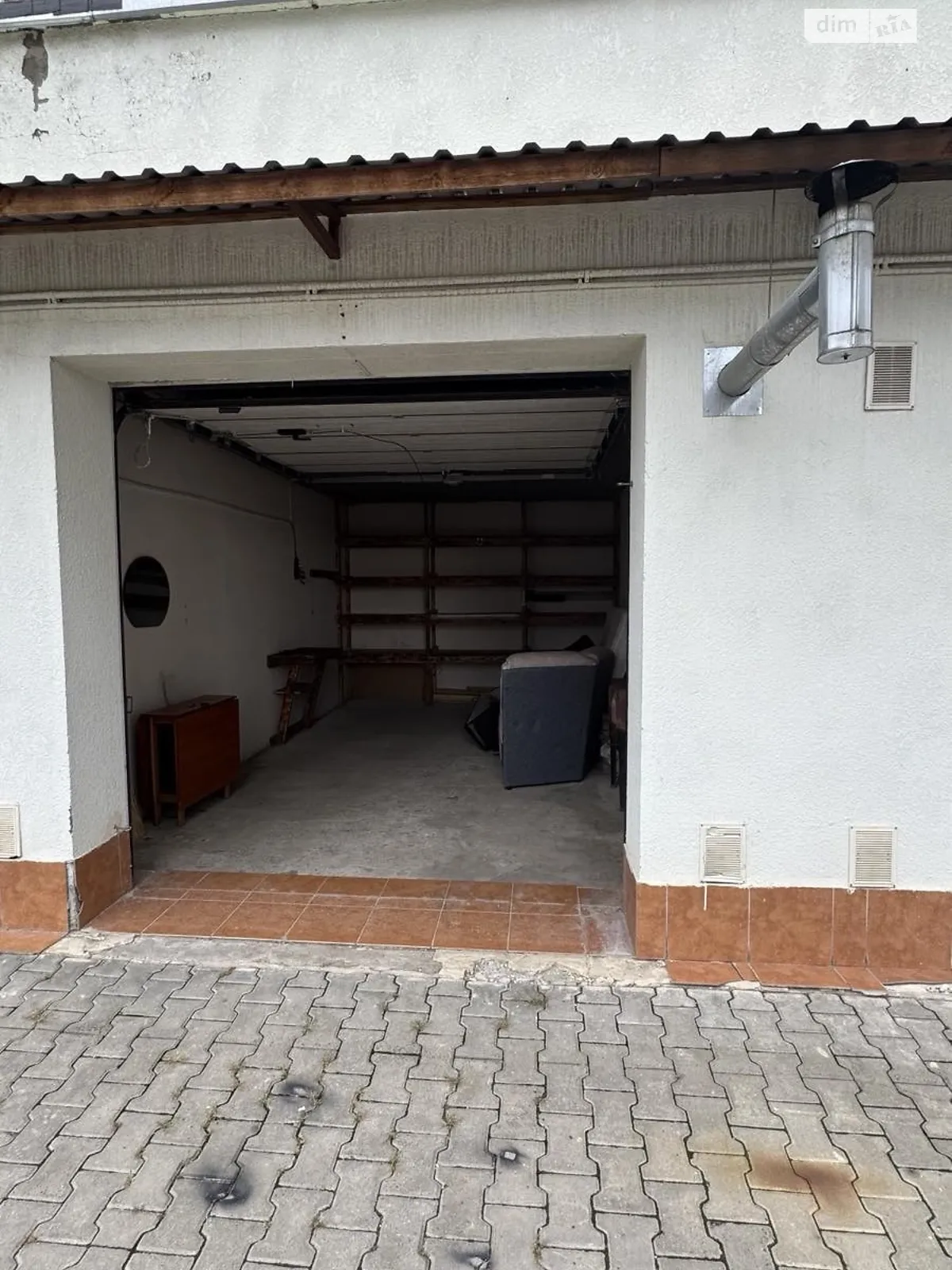 Продається окремий гараж під легкове авто на 22 кв. м, цена: 18000 $ - фото 1
