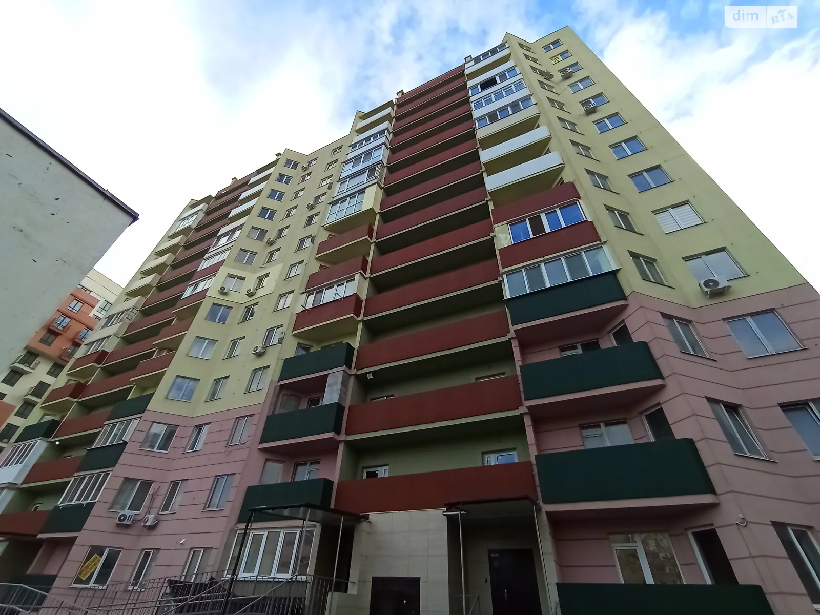 Продається 1-кімнатна квартира 36 кв. м у Одесі, вул. Академіка Сахарова - фото 1