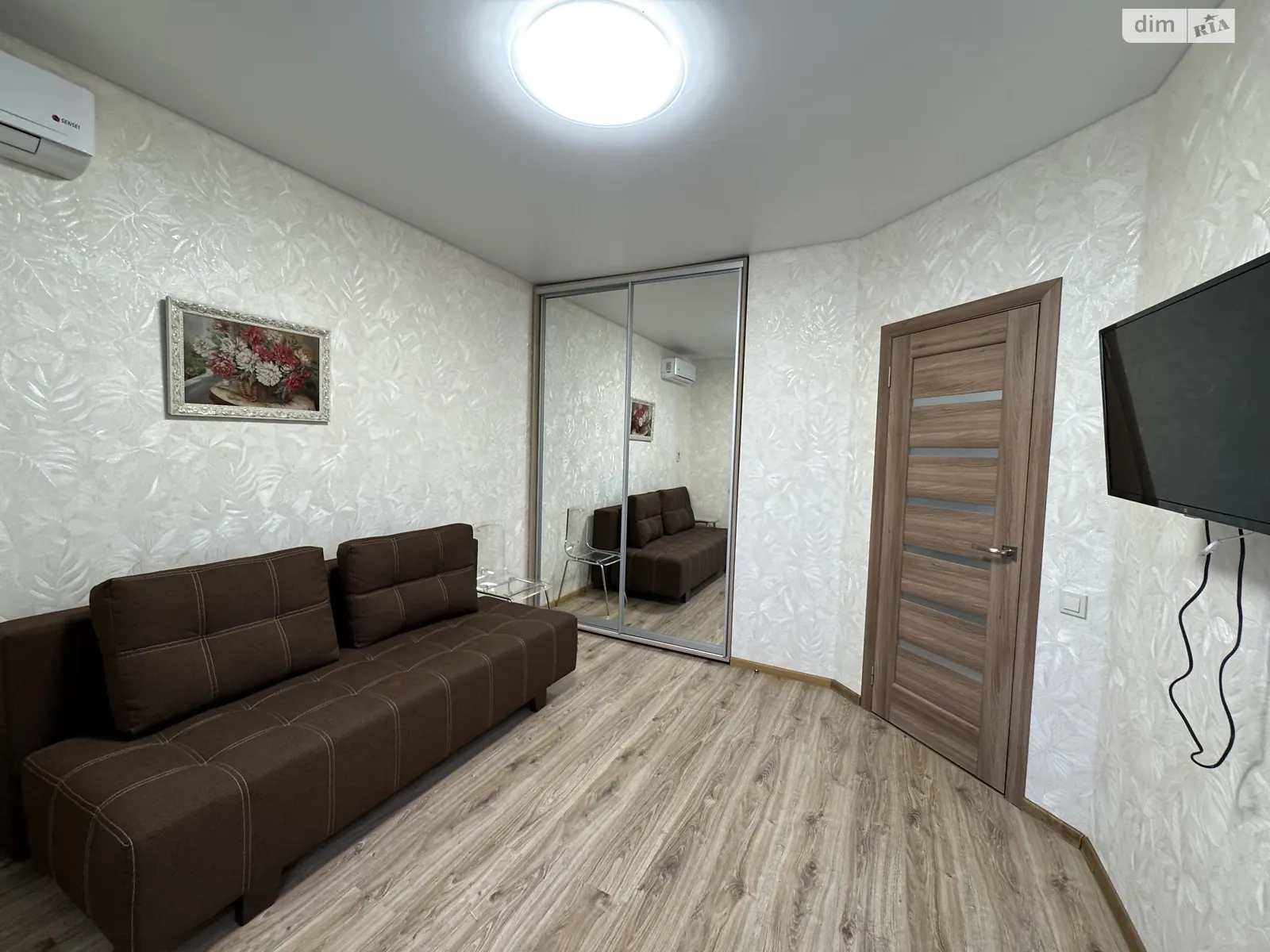 Продается 1-комнатная квартира 30 кв. м в Одессе, пер. Тополевый, 1 - фото 1