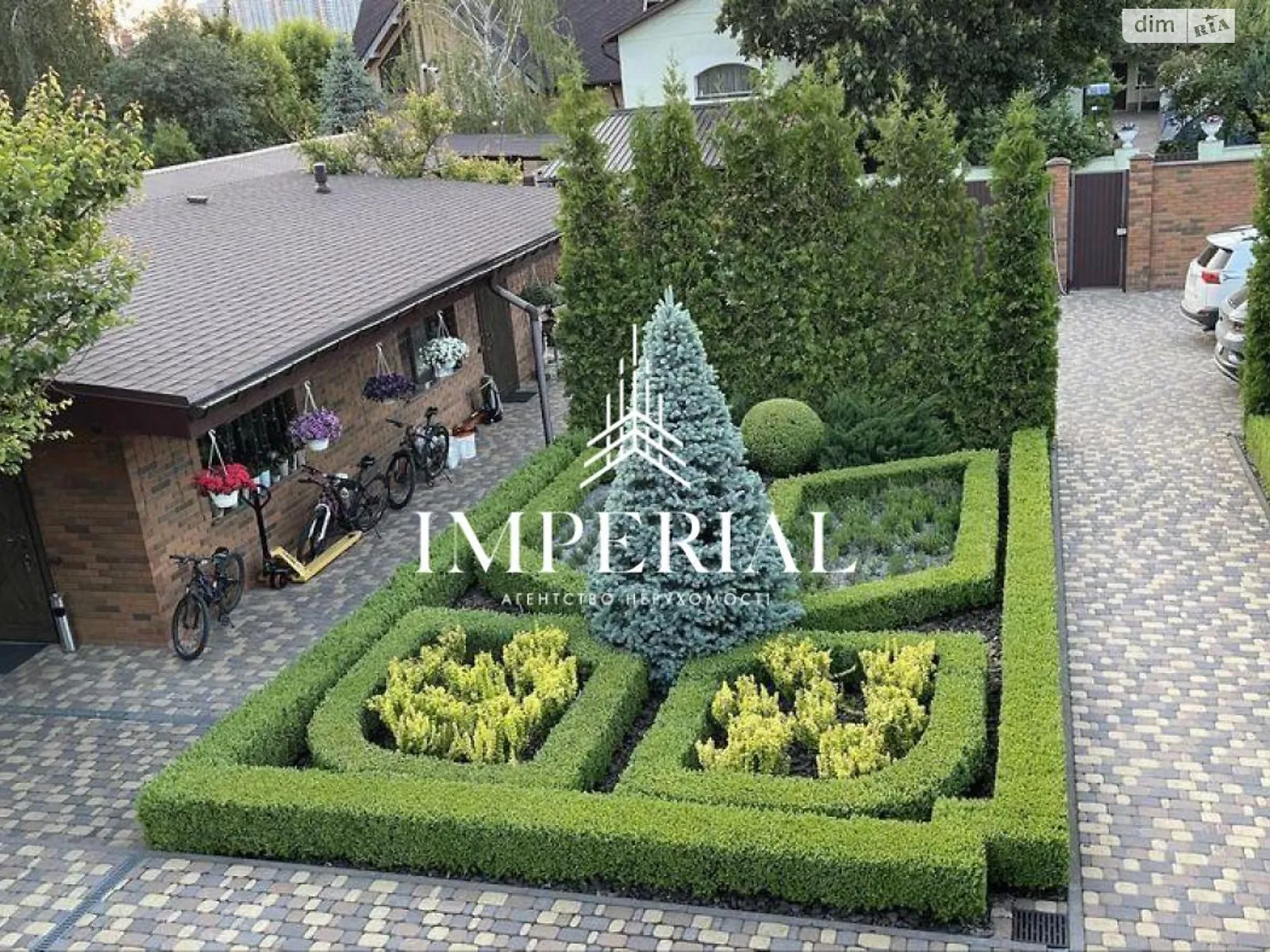 Сдается в аренду дом на 2 этажа 120 кв. м с участком, цена: 1500 $ - фото 1