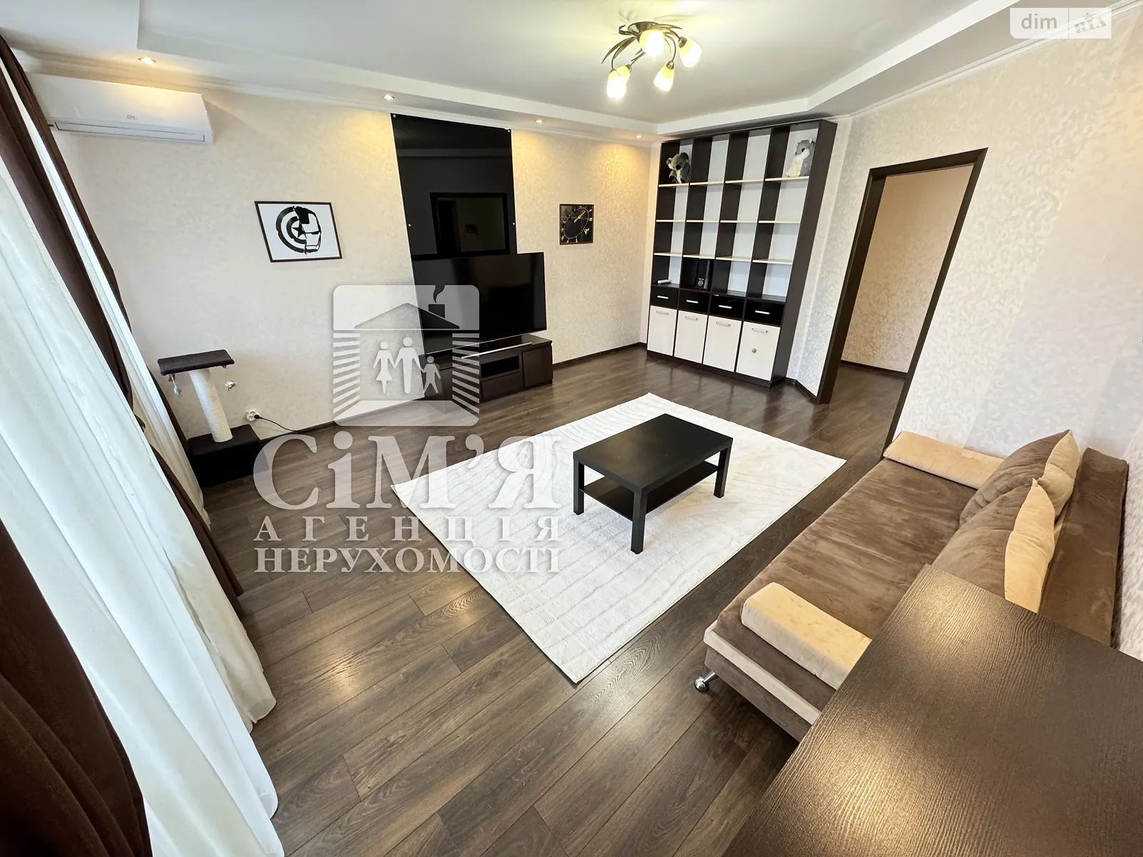 Продается 3-комнатная квартира 90 кв. м в Виннице, ул. Зодчих - фото 1