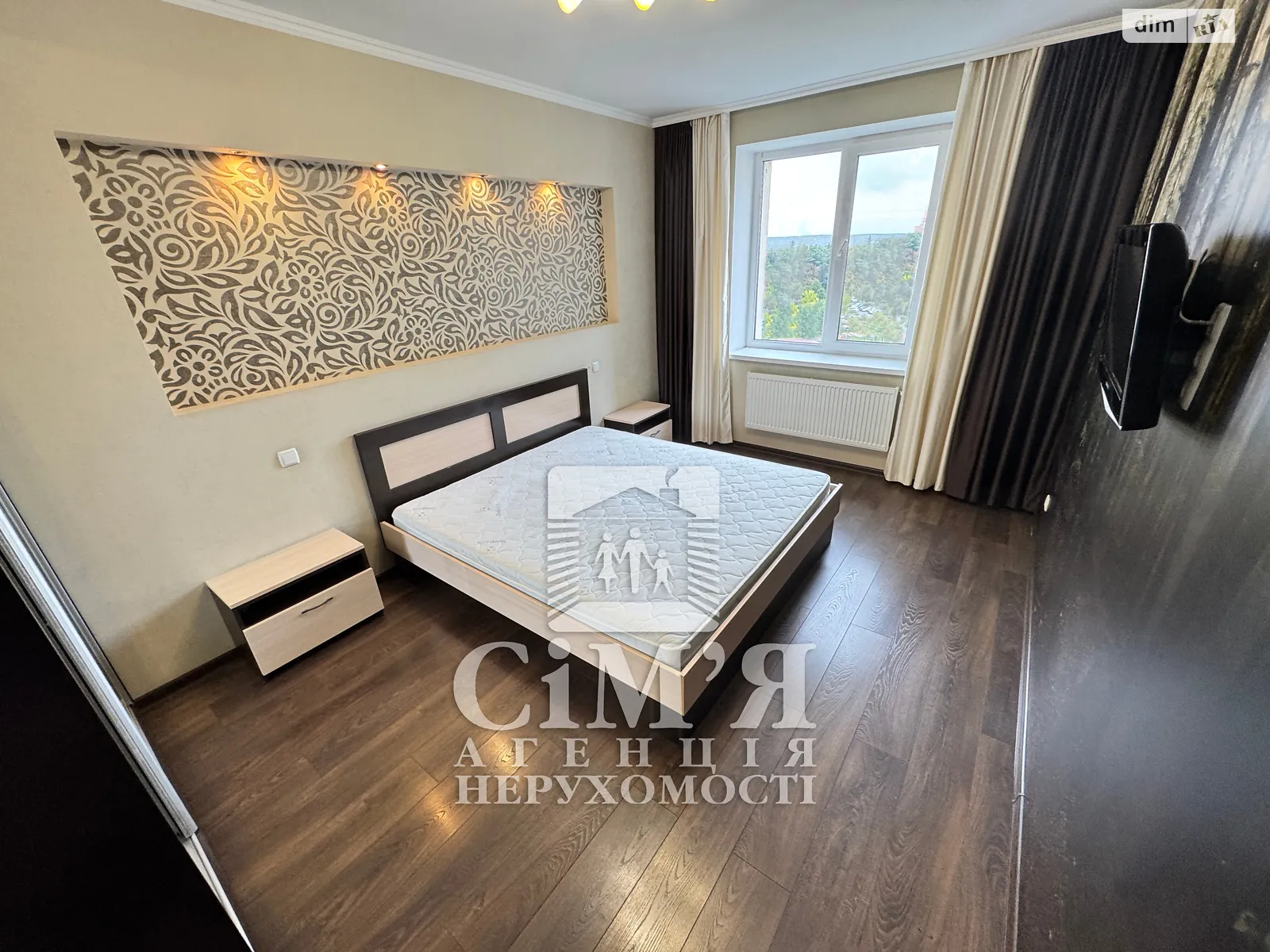 Продается 3-комнатная квартира 95 кв. м в Виннице, ул. Зодчих - фото 1