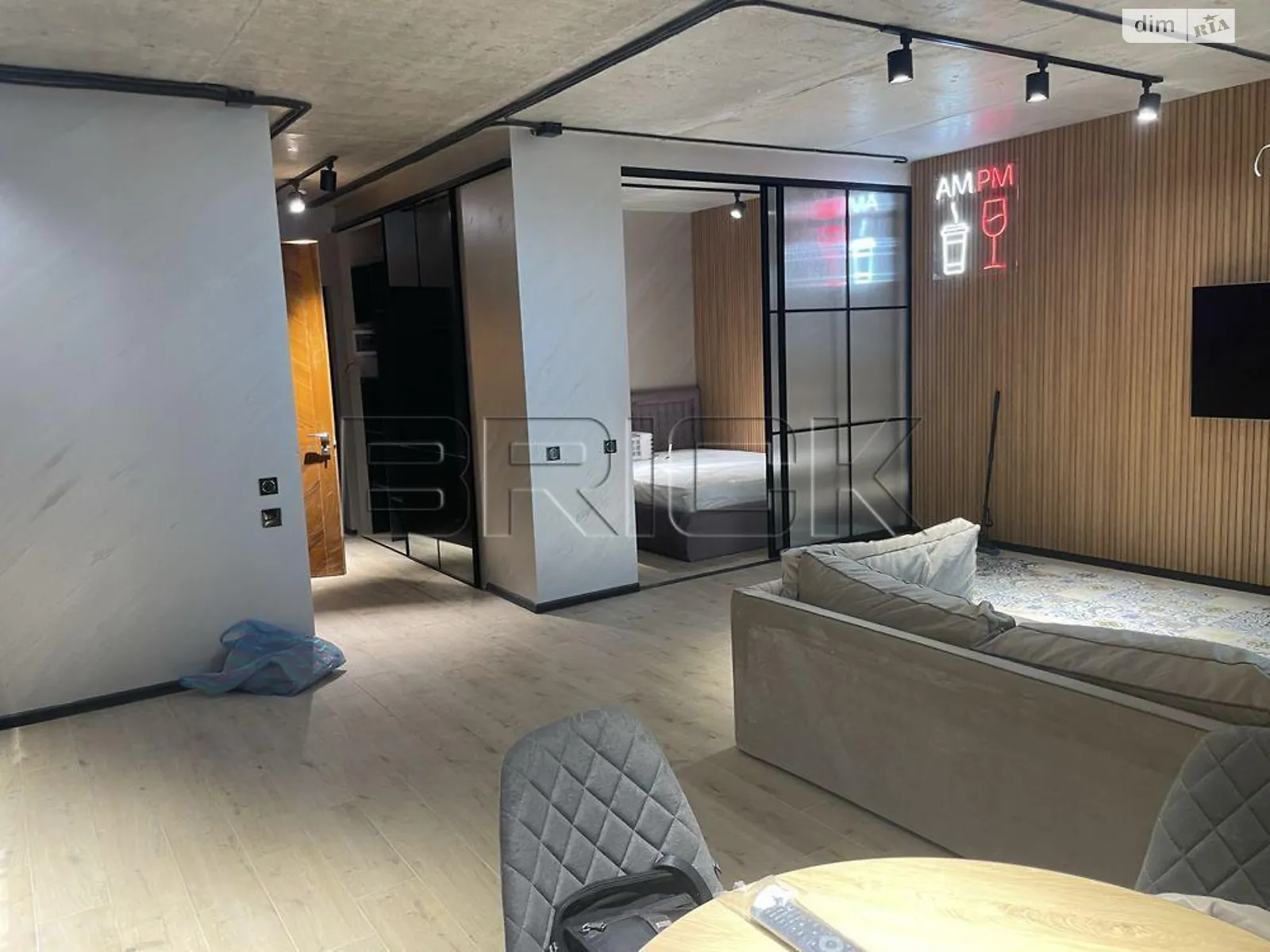 Продается 1-комнатная квартира 52 кв. м в Киеве, просп. Берестейский(Победы), 11 корпус 1 - фото 1