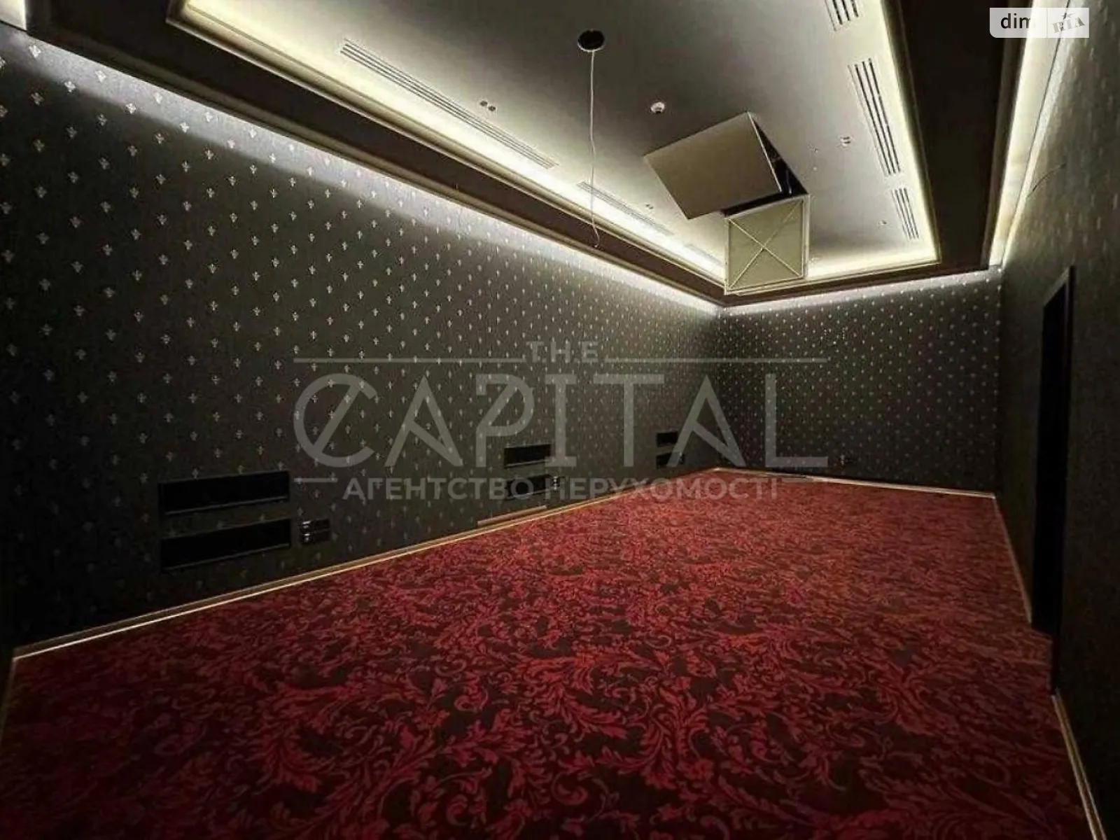 Сдается в аренду офис 363 кв. м в бизнес-центре, цена: 4359 $ - фото 1