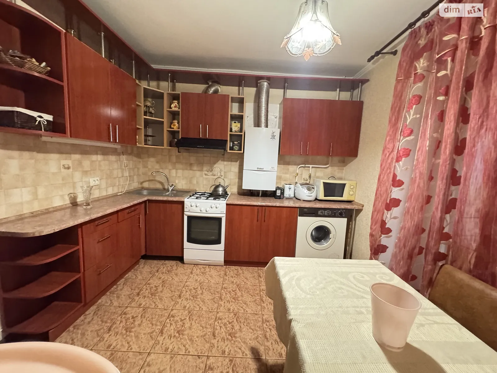 Сдается в аренду 3-комнатная квартира 64 кв. м в Виннице, ул. Пирогова, 157 - фото 1