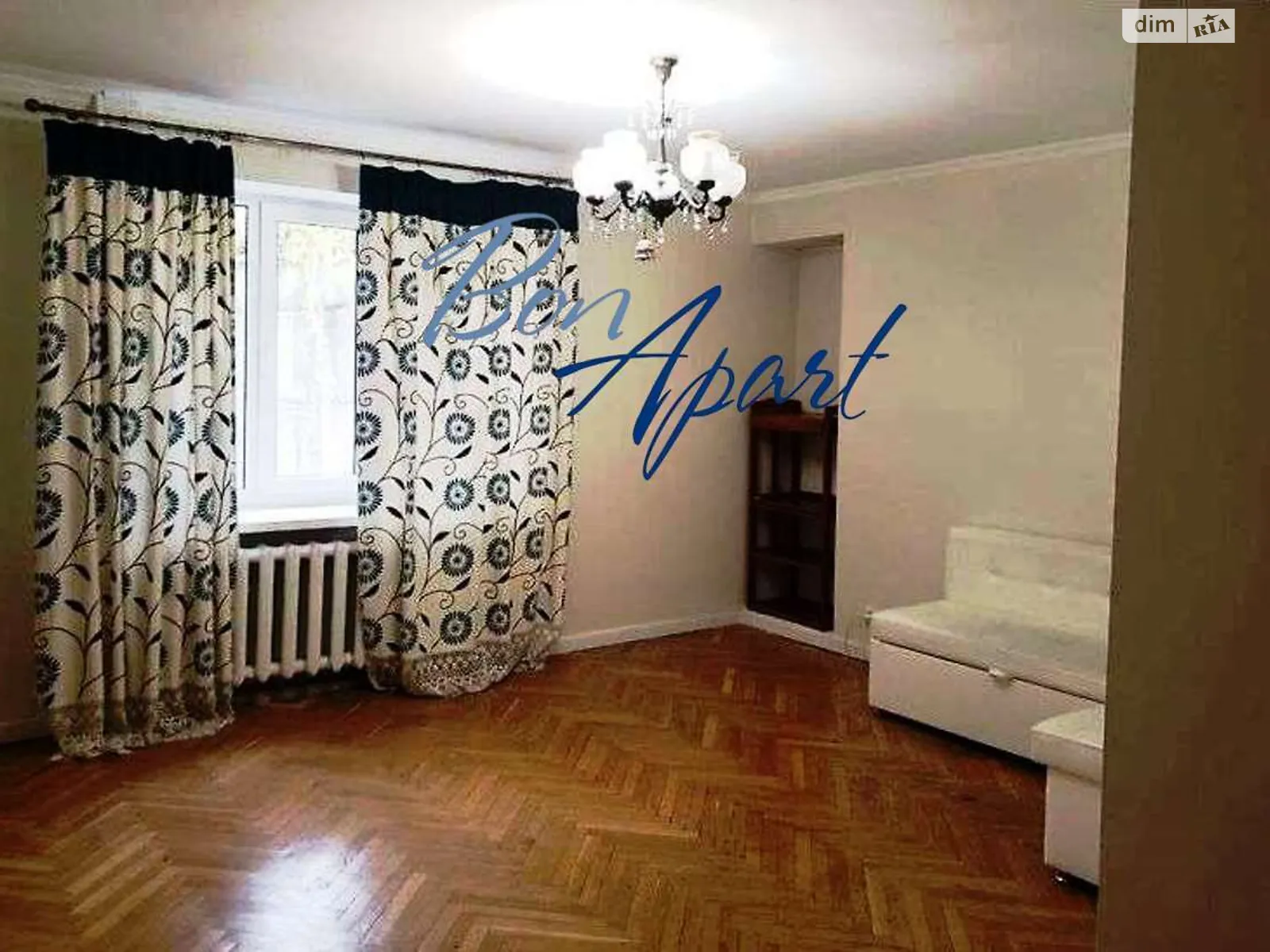 Продается 3-комнатная квартира 68.4 кв. м в Киеве, ул. Петра Радченко, 4 - фото 1