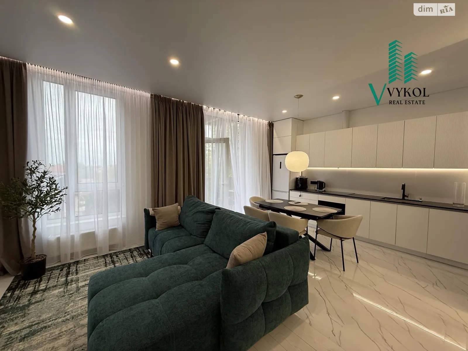 Здається в оренду 1-кімнатна квартира 57 кв. м у Одесі, вул. Одеської громади(Авдєєва-Чорноморського), 7 - фото 1