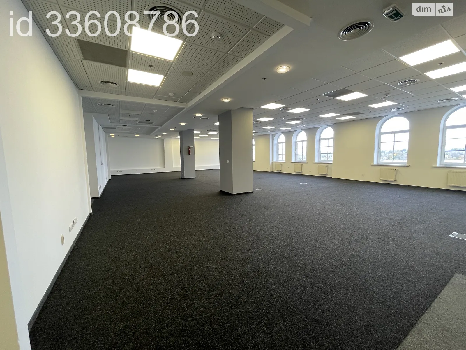Сдается в аренду офис 1200 кв. м в бизнес-центре, цена: 16800 $ - фото 1