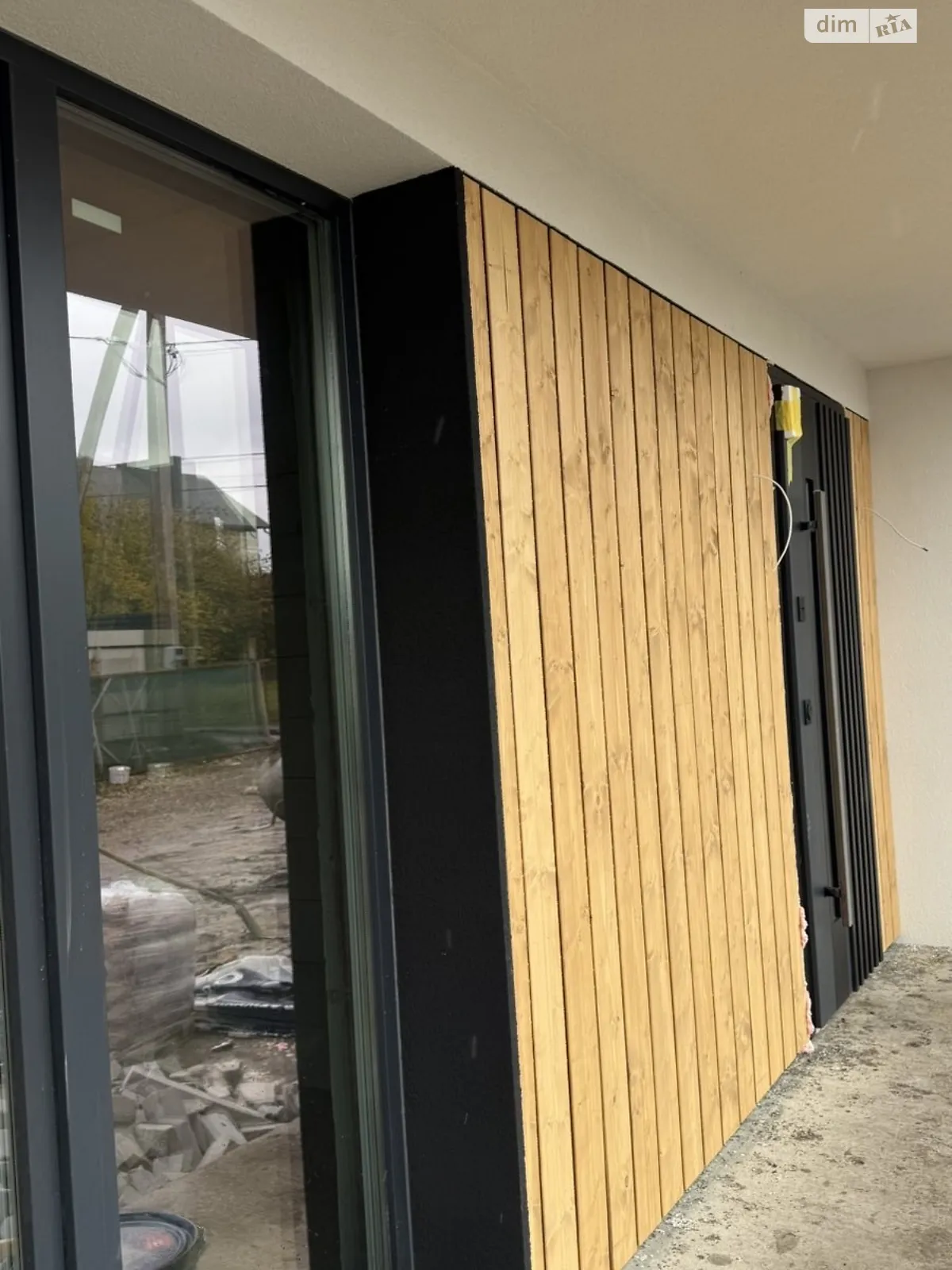 Продается одноэтажный дом 190 кв. м с бассейном, цена: 199000 $ - фото 1