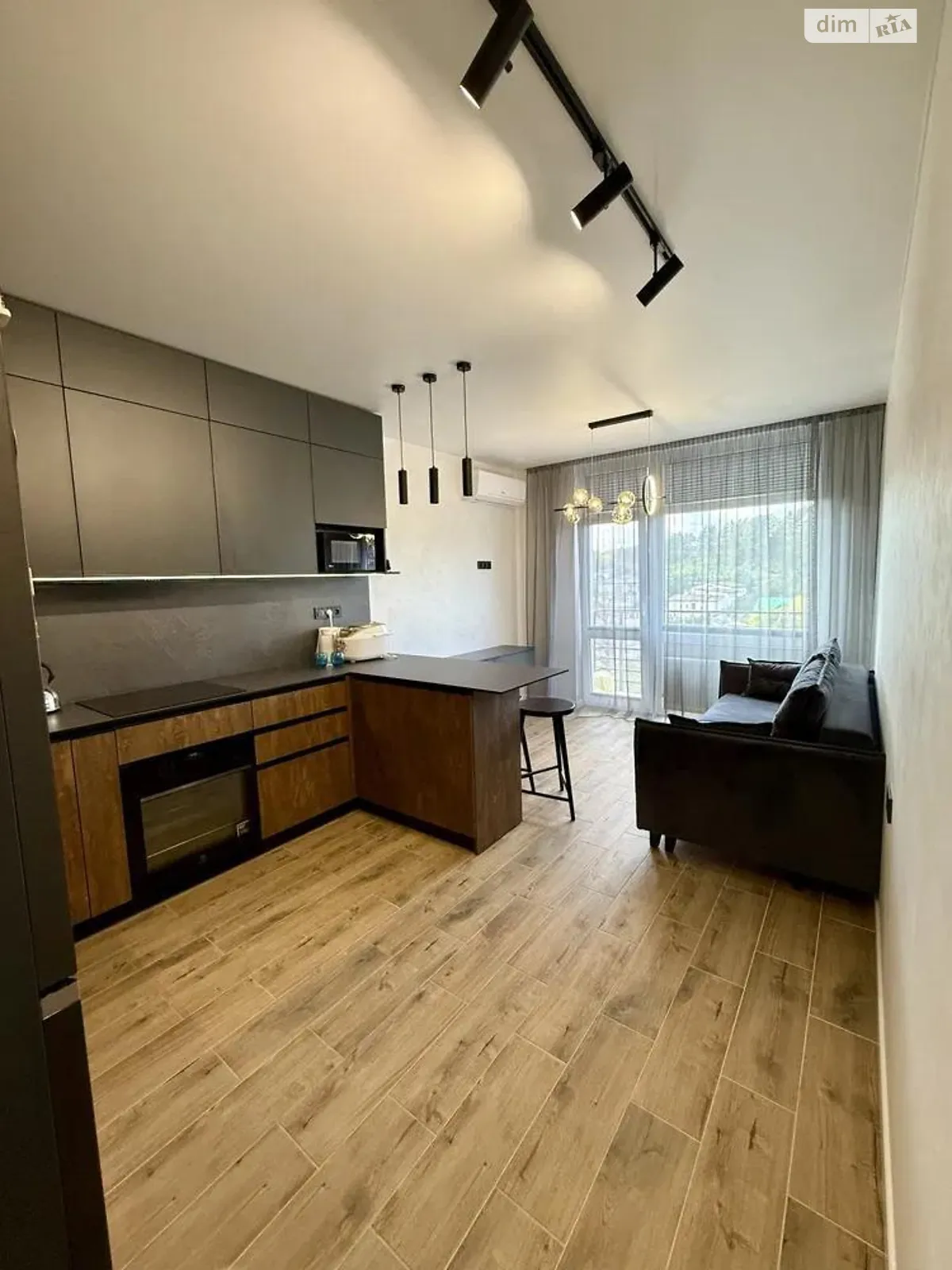 Продается 2-комнатная квартира 61.5 кв. м в Брюховичах, ул. Львовская - фото 1