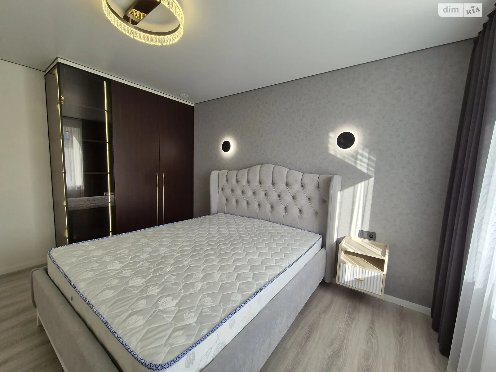 3-комнатная квартира 98 кв. м в Тернополе, ул. Курбаса Леся, 6Б - фото 1