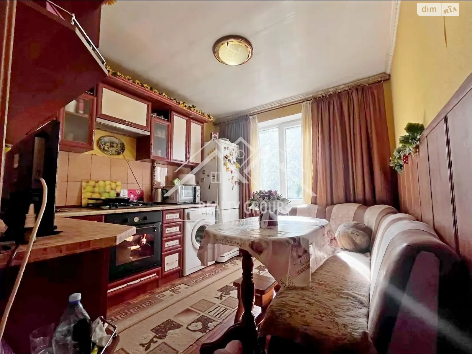 Продается 3-комнатная квартира 57.9 кв. м в Кривом Роге, ул. Покровская(Подбельского), 42 - фото 1