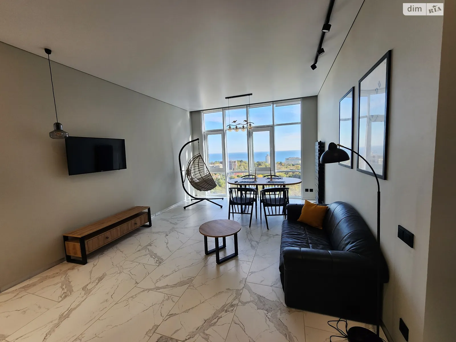 Сдается в аренду 3-комнатная квартира 85 кв. м в Одессе, пер. Курортный - фото 1