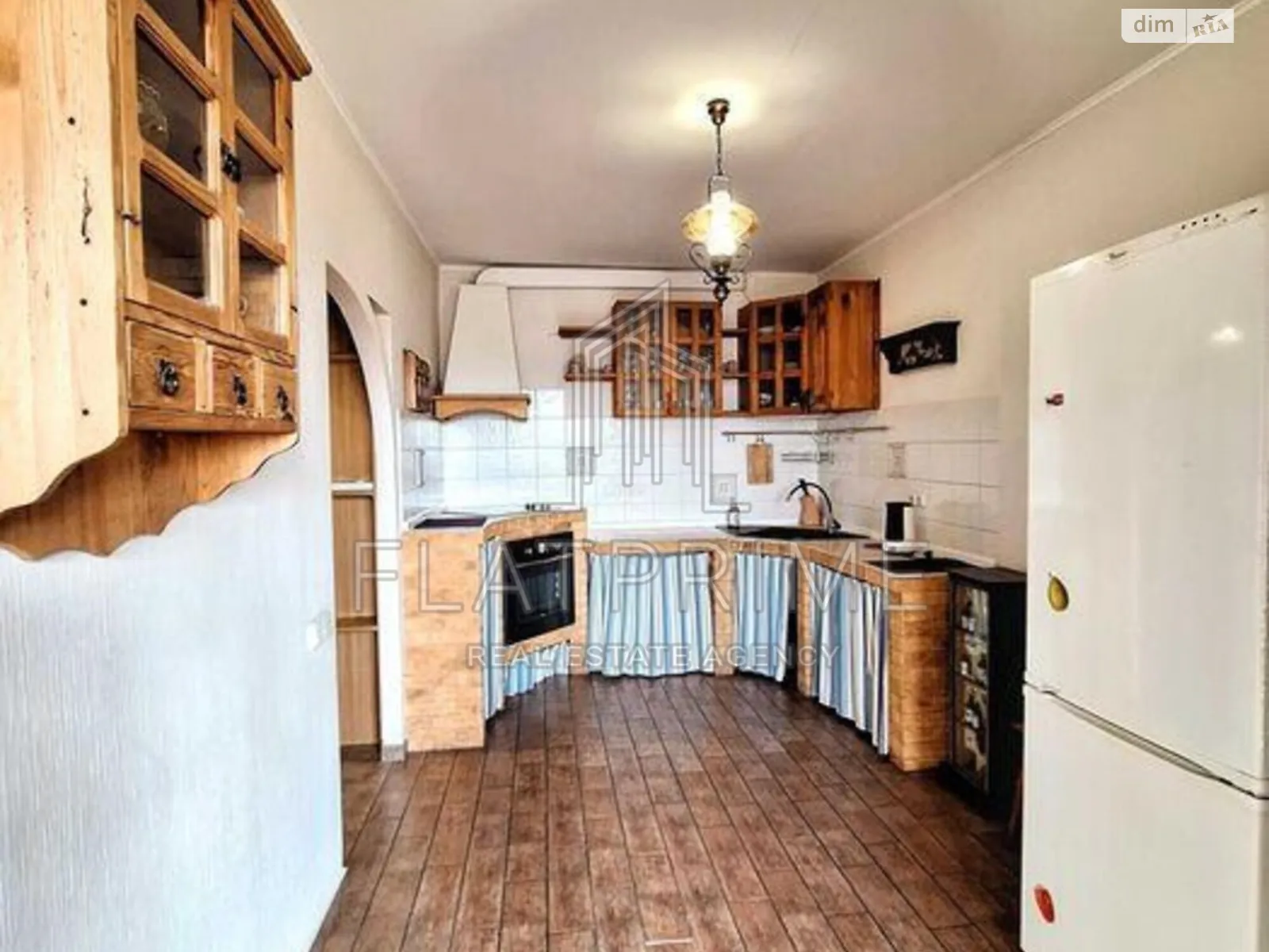 Продается 2-комнатная квартира 61.36 кв. м в Киеве, ул. Олеся Гончара, 52 - фото 1