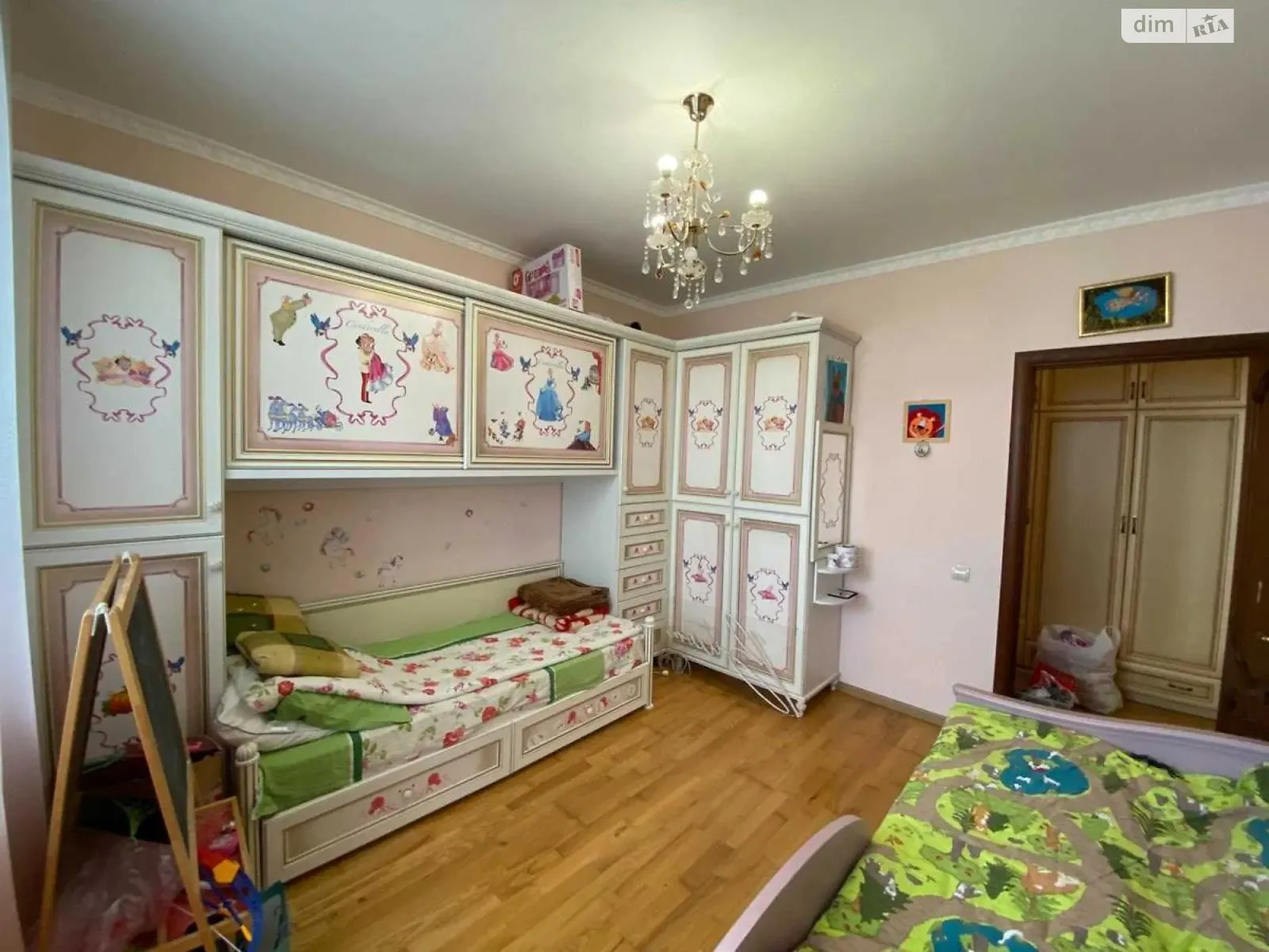 Продается 3-комнатная квартира 91 кв. м в Львове, ул. Головацкого, 23 - фото 1