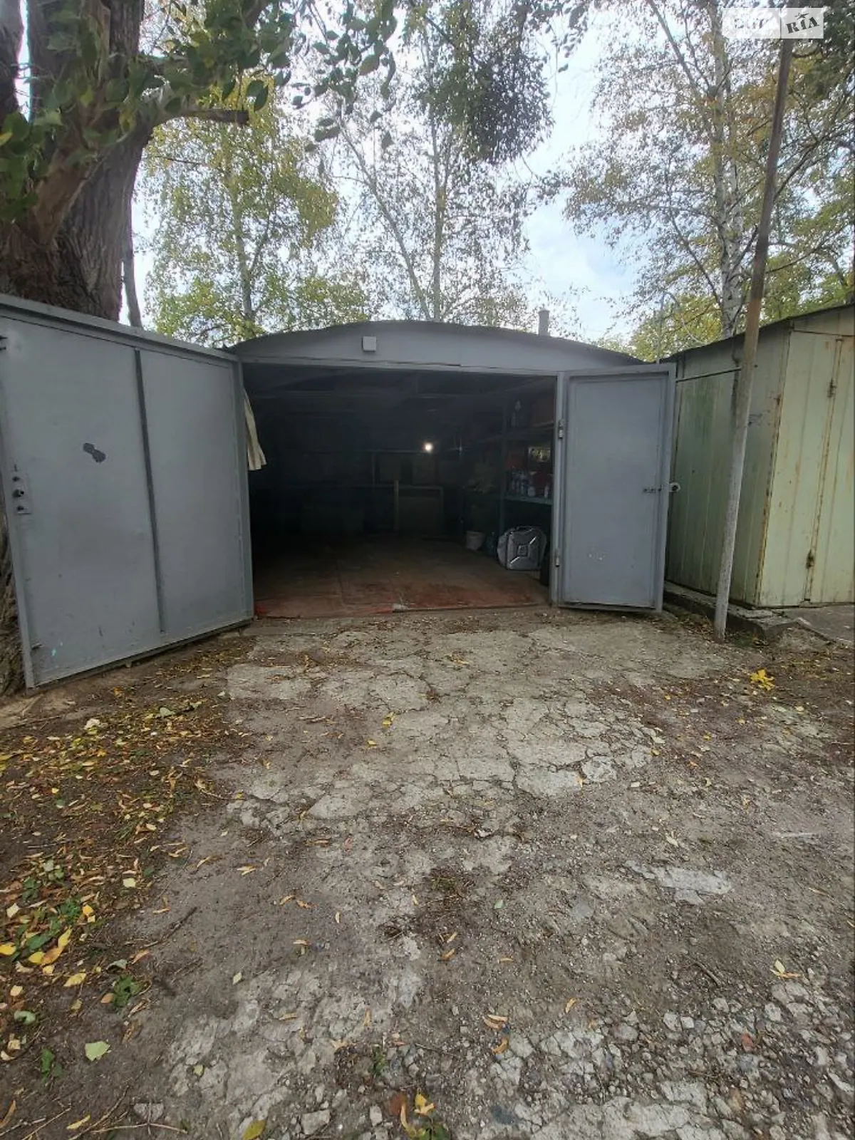 Продается отдельно стоящий гараж под легковое авто на 30 кв. м, цена: 6900 $ - фото 1
