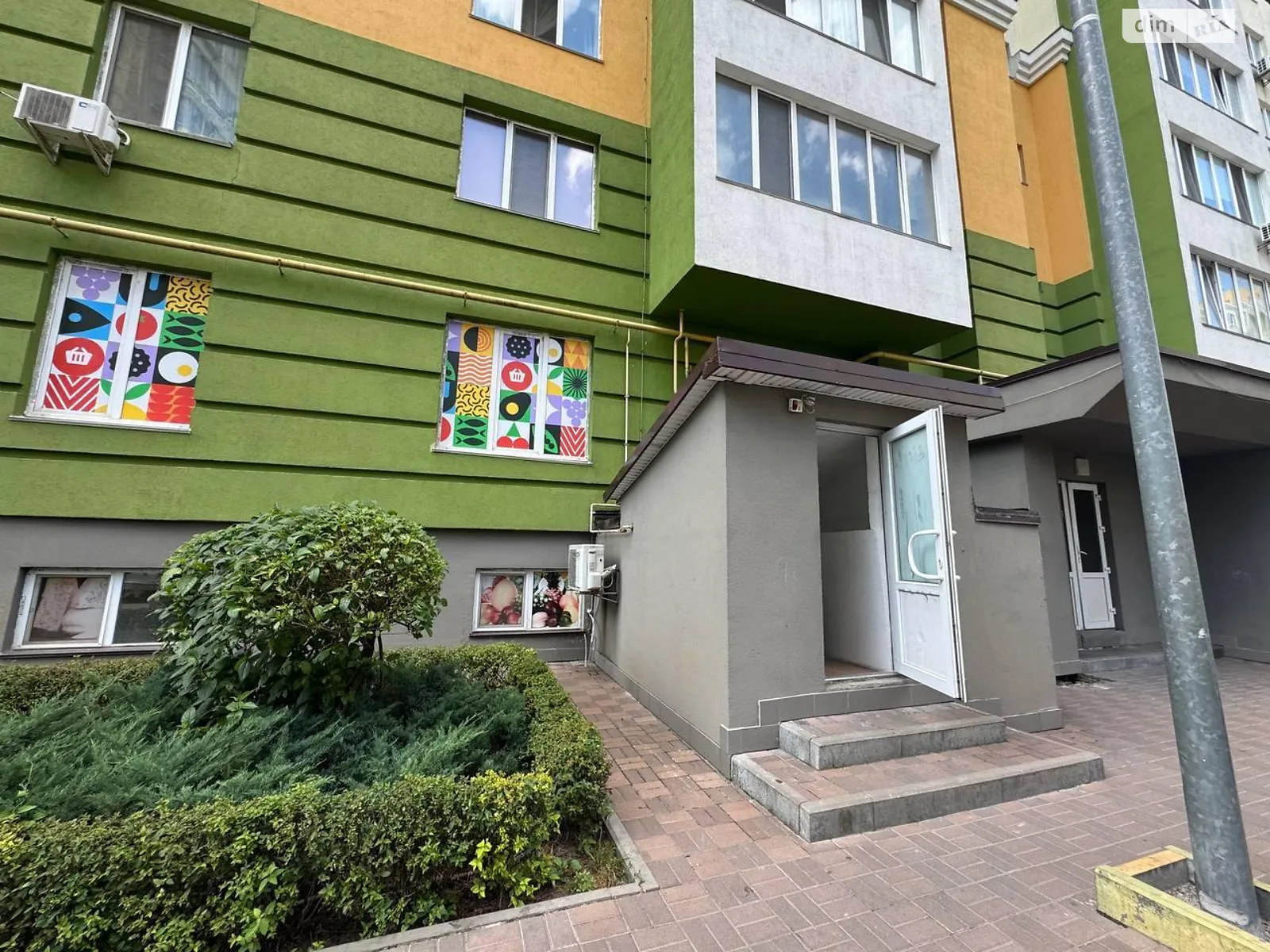 Сдается в аренду объект сферы услуг 84 кв. м в 1-этажном здании, цена: 15000 грн - фото 1