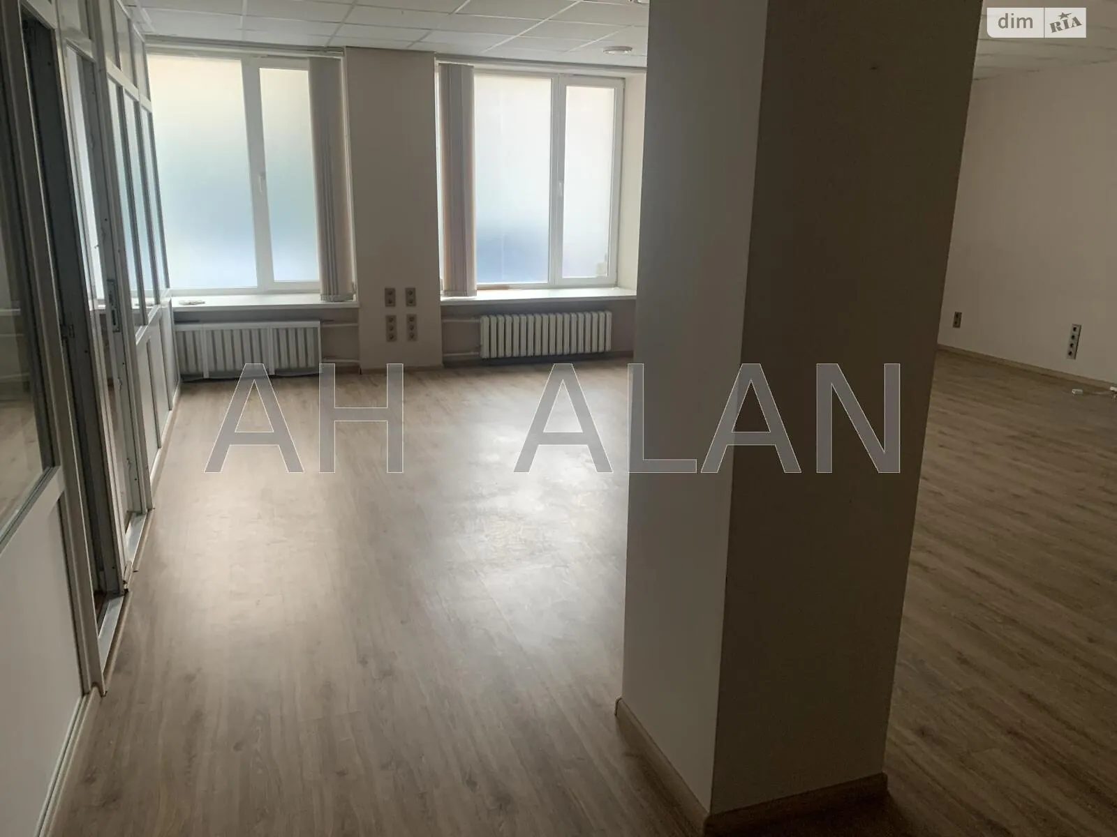 Сдается в аренду офис 197 кв. м в бизнес-центре, цена: 63000 грн - фото 1