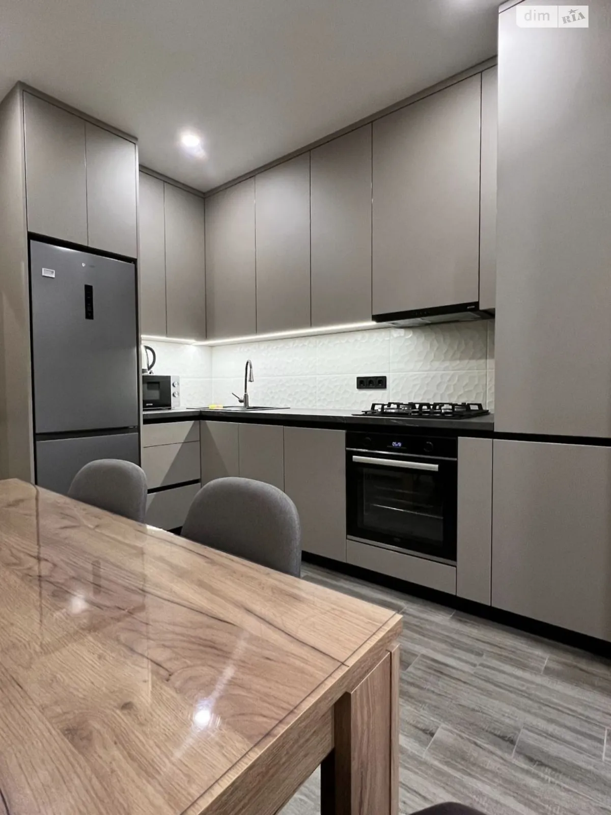 Сдается в аренду 1-комнатная квартира 38 кв. м в Софиевской Борщаговке, просп. Героев Небесной Сотни, 14 - фото 1