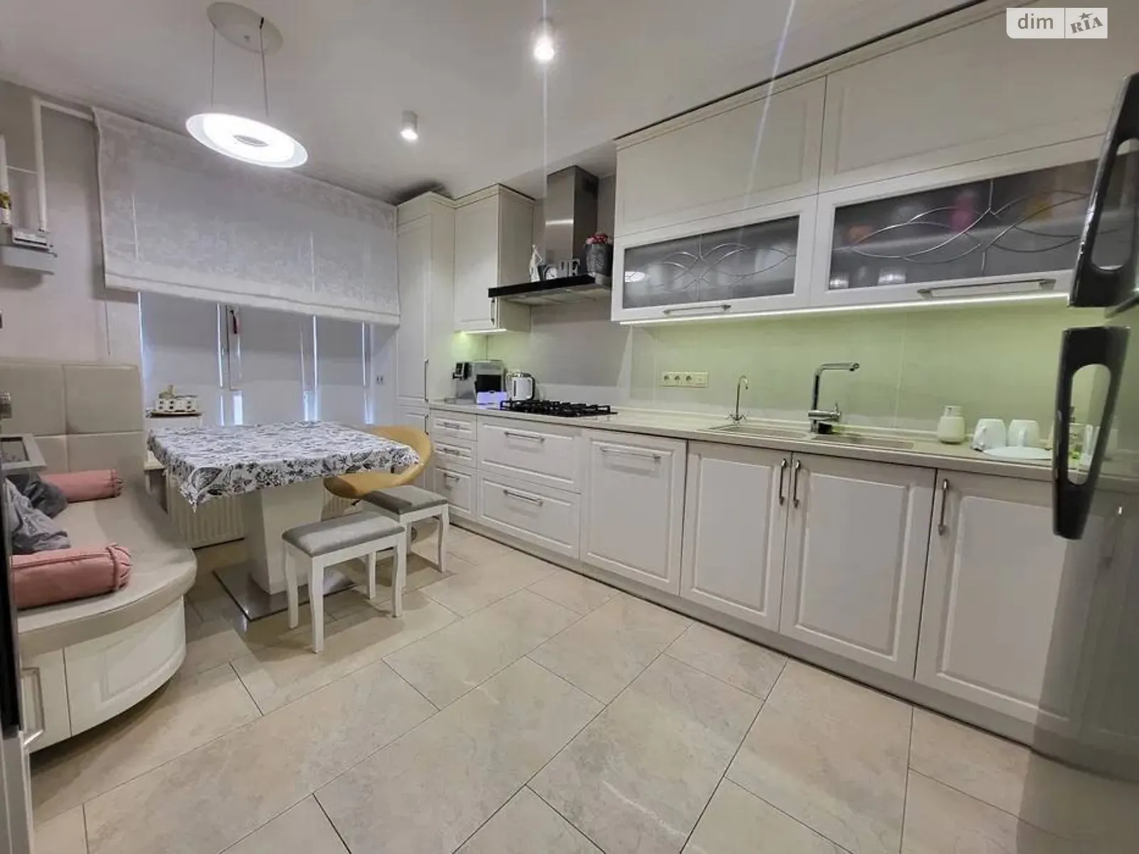 Сдается в аренду 3-комнатная квартира 100 кв. м в Днепре, ул. Антоновича Владимира, 36Б - фото 1