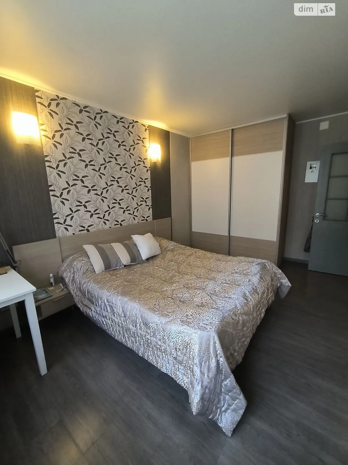 Сдается в аренду 1-комнатная квартира 45 кв. м в Черновцах, ул. Главная, 145 - фото 1