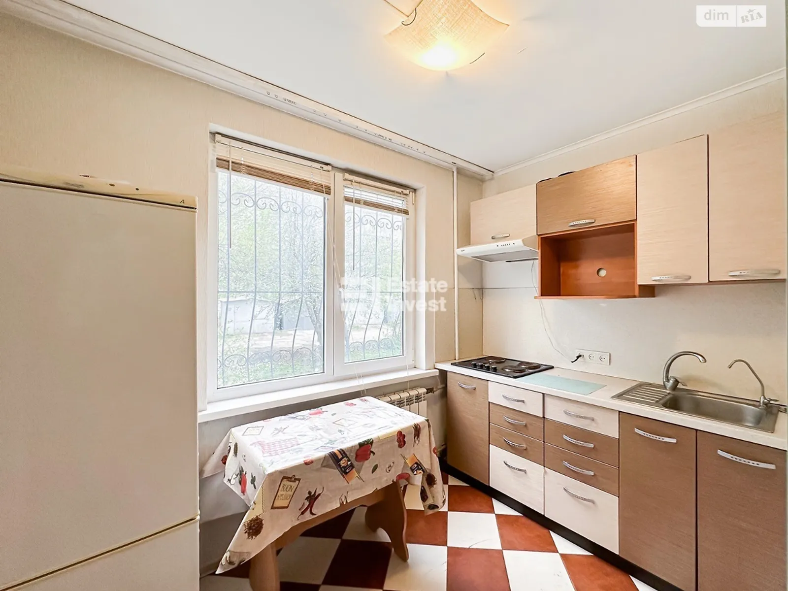 Продается 2-комнатная квартира 47 кв. м в Харькове, ул. Энвера Ахсарова, 3 - фото 1