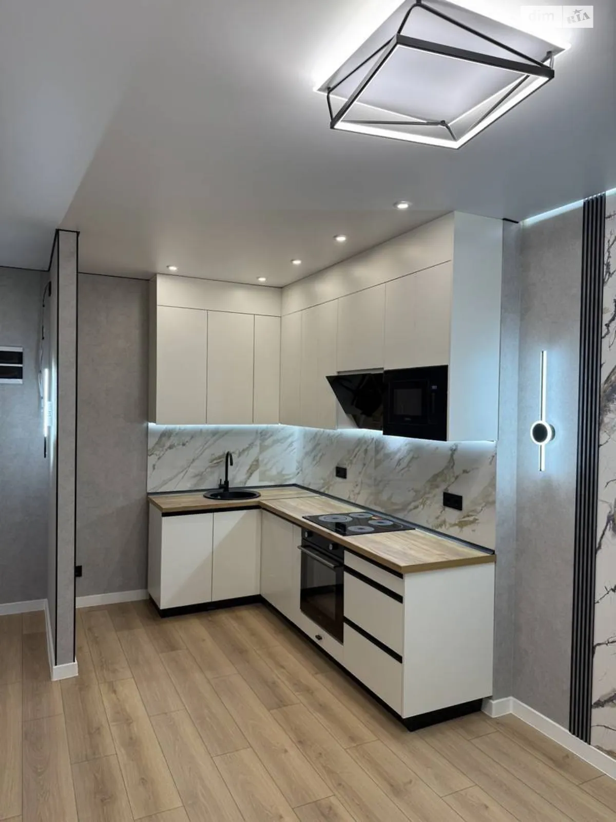 Продається 2-кімнатна квартира 40.3 кв. м у Лиманці, вул. Академіка Вільямса, 93 корпус 4 - фото 1