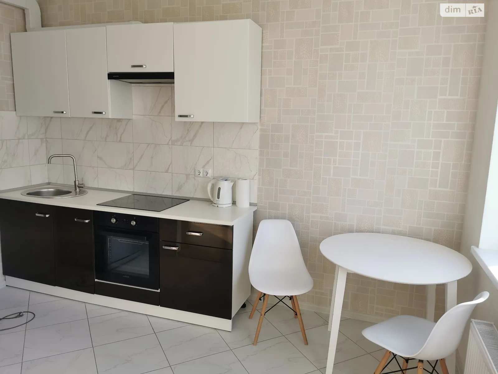 Продается 1-комнатная квартира 29.4 кв. м в Лиманке, ул. Академика Вильямса, 95/1 - фото 1