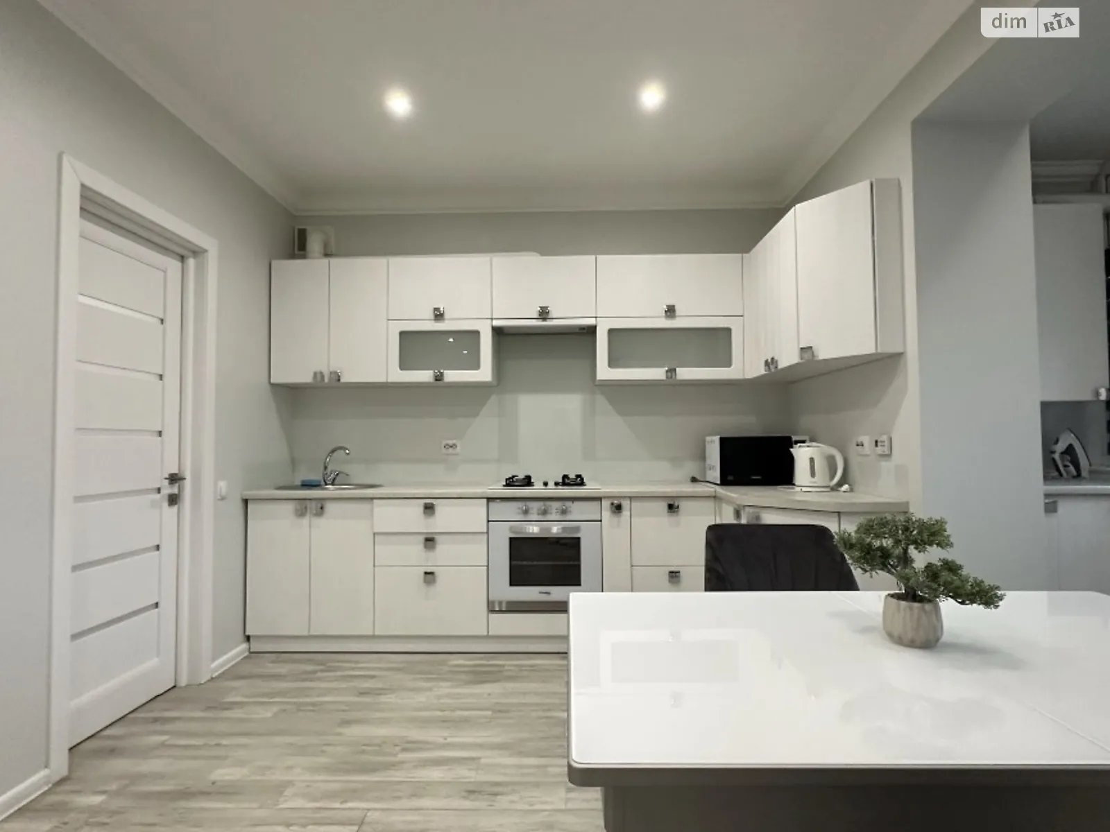 Сдается в аренду 1-комнатная квартира 60 кв. м в Хмельницком, ул. Заречанская - фото 1