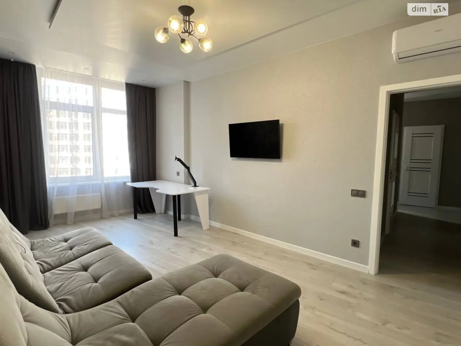 Сдается в аренду 2-комнатная квартира 60 кв. м в Одессе, ул. Валерия Самофалова, 16А/2 - фото 1