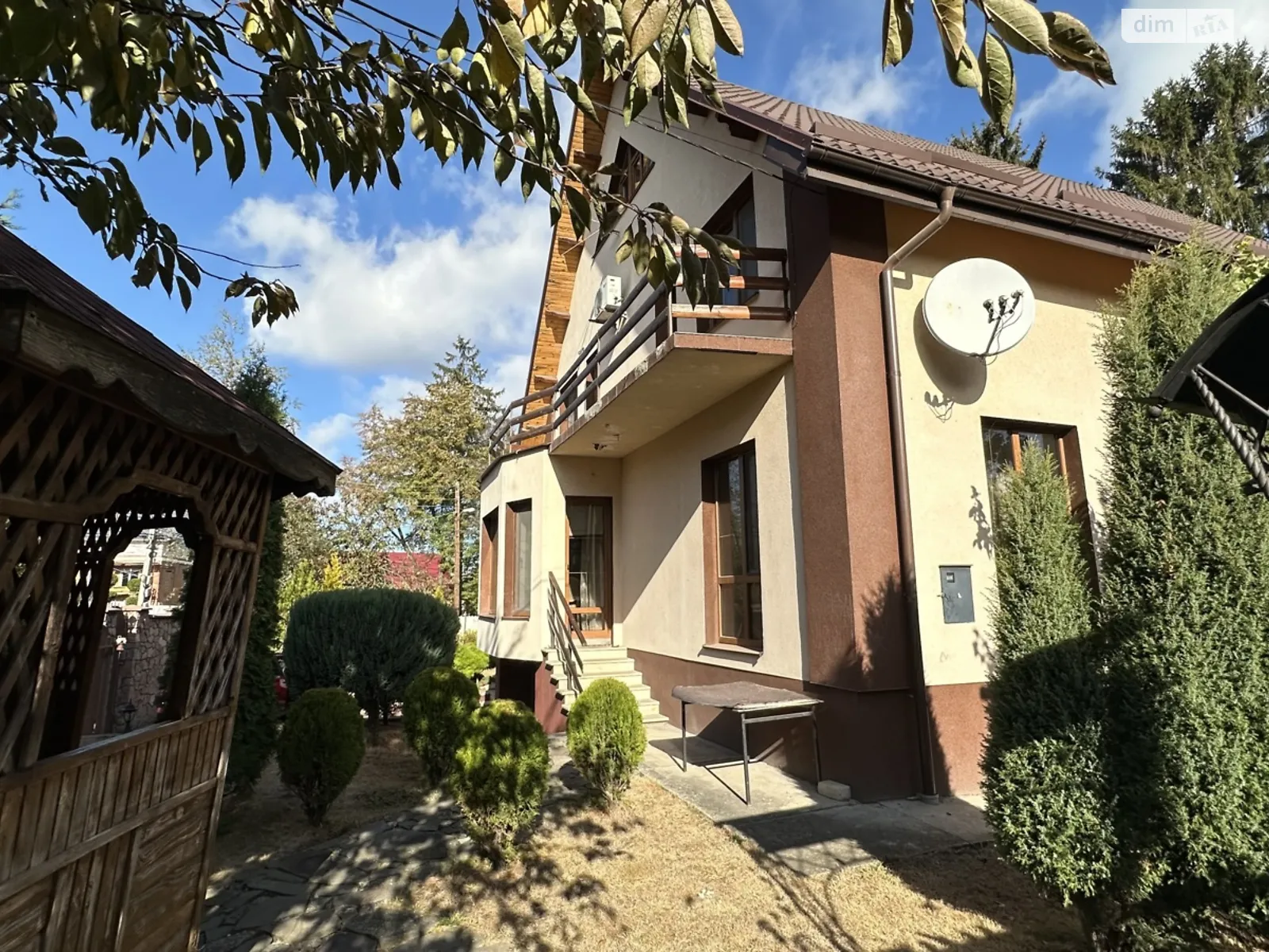 Продається будинок 2 поверховий 250 кв. м з мансардою, цена: 450000 $ - фото 1