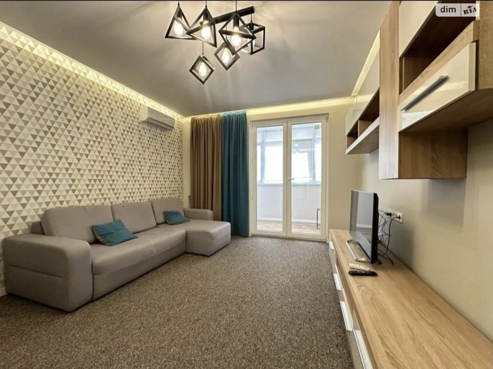 Продается 1-комнатная квартира 43 кв. м в Хмельницком, ул. Лесогриневецкая, 28 - фото 1