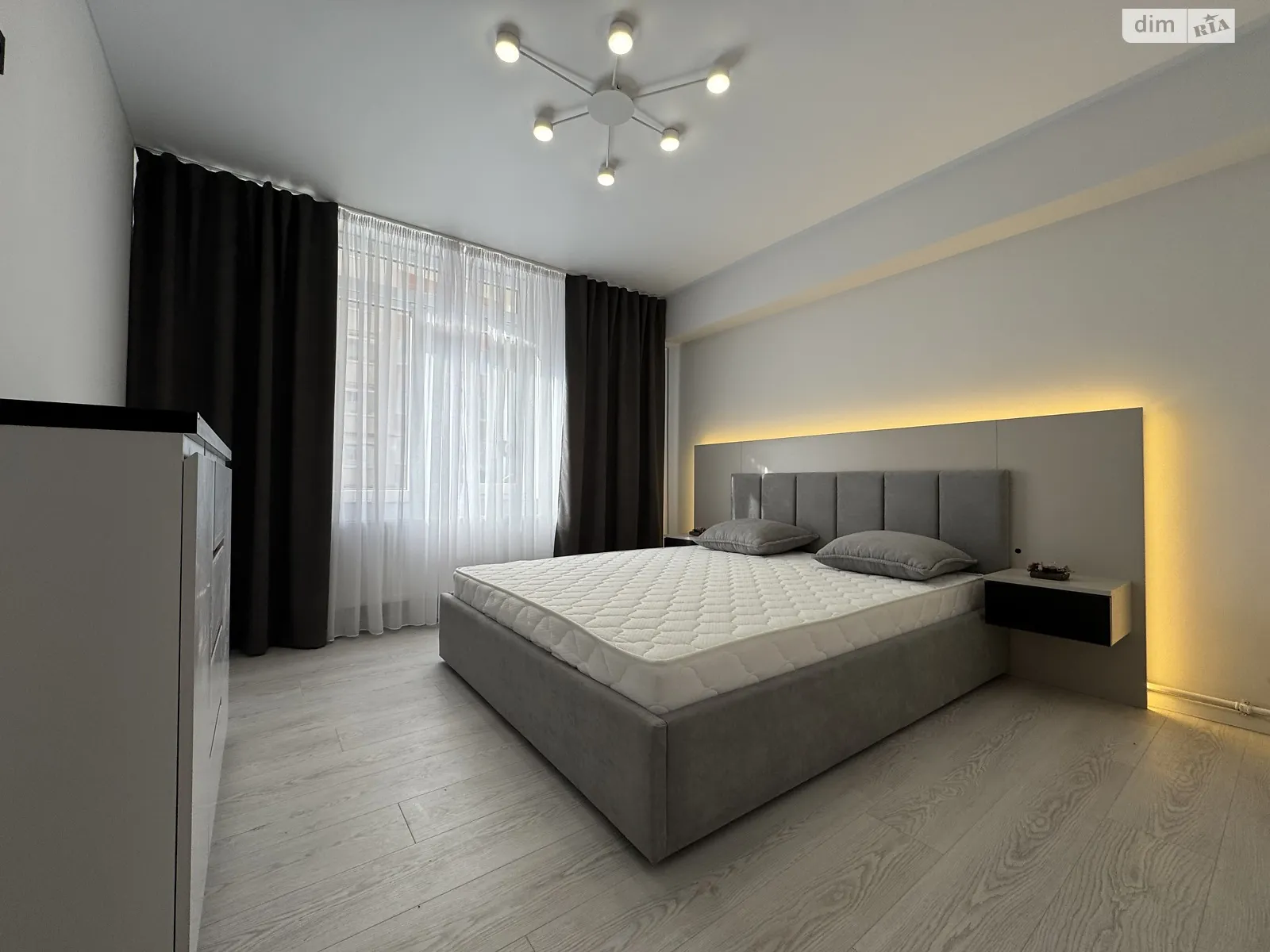 1-кімнатна квартира 59.5 кв. м у Тернополі, вул. Київська - фото 1