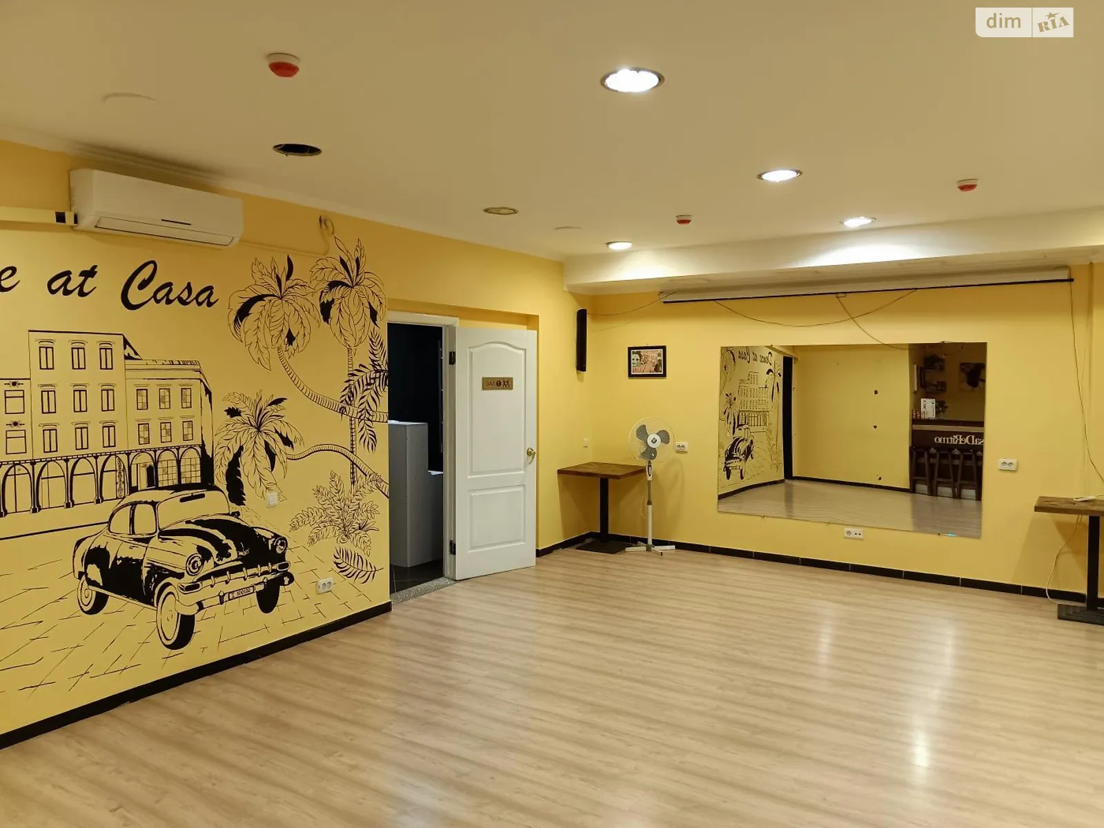 Продается офис 228.9 кв. м в бизнес-центре, цена: 412020 $ - фото 1