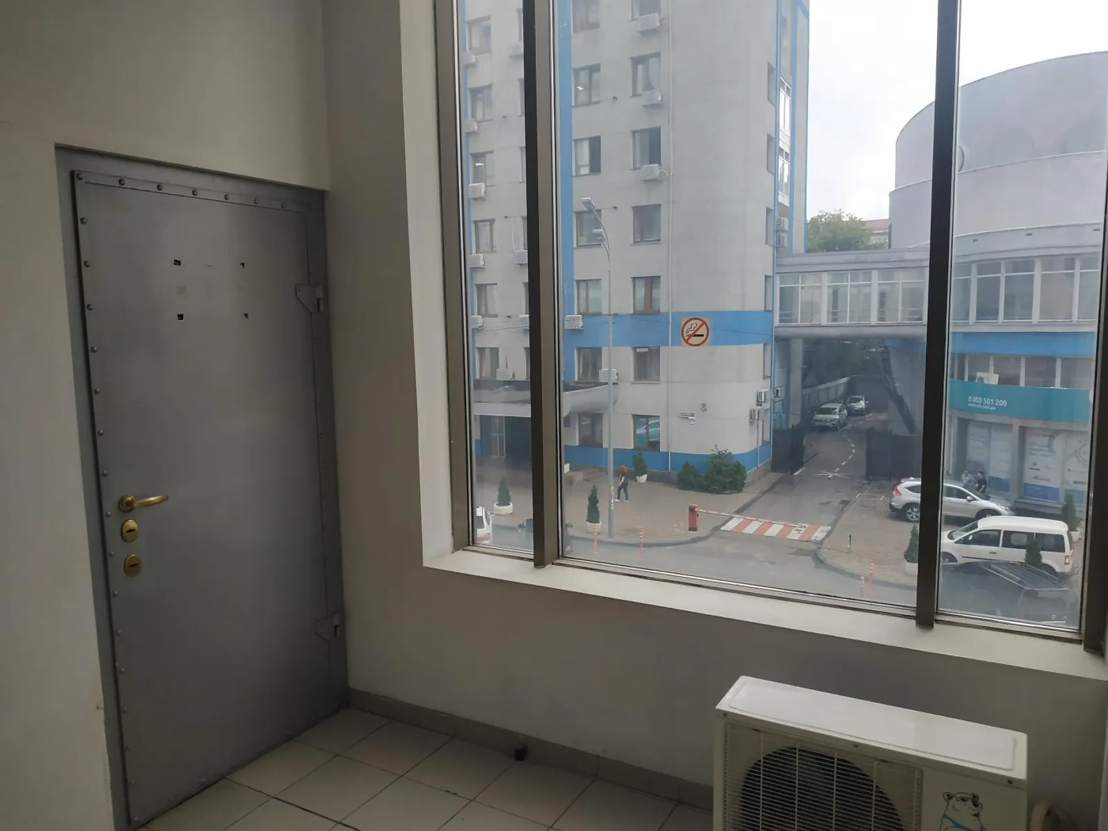 Продается офис 19.5 кв. м в бизнес-центре, цена: 45000 $ - фото 1
