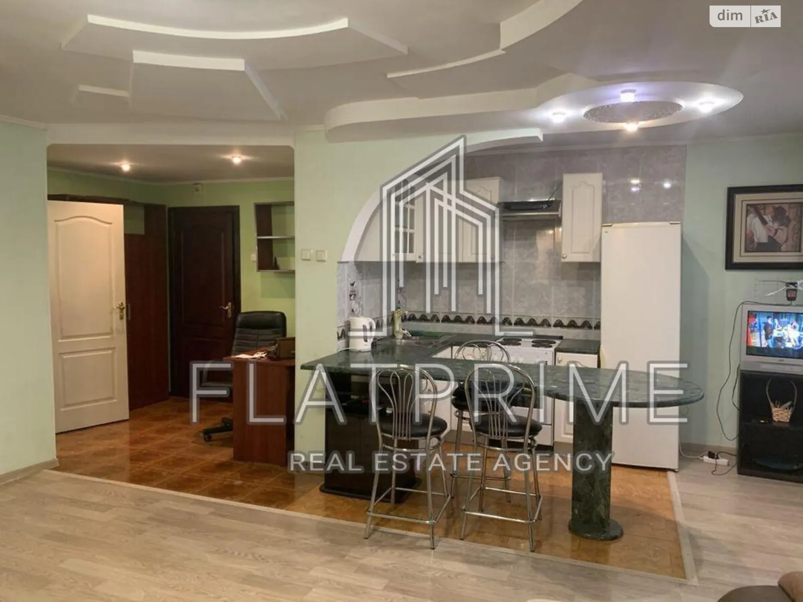 Продается 1-комнатная квартира 41.6 кв. м в Киеве, ул. Андрея Аболмасова(Панельная), 3 - фото 1