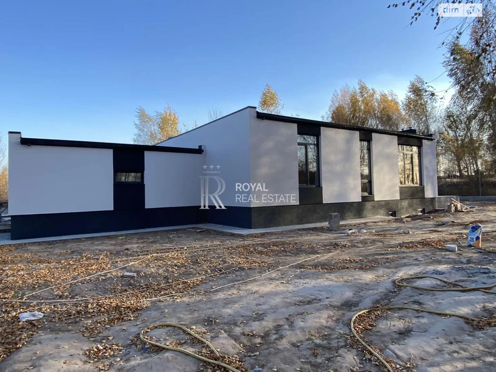 Продается одноэтажный дом 210 кв. м с подвалом, цена: 150000 $ - фото 1