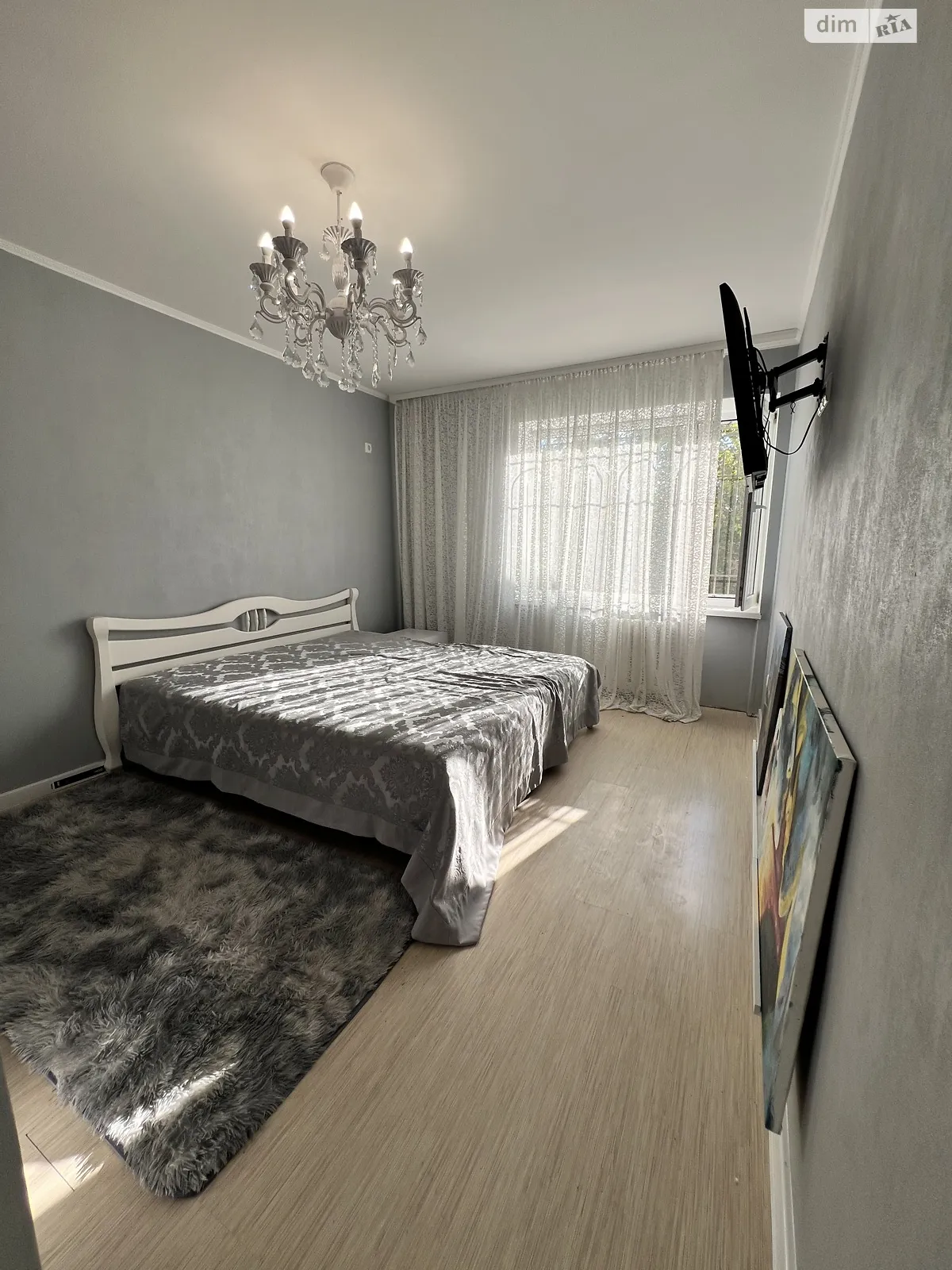 Продається 1-кімнатна квартира 36 кв. м у Чорноморську, вул. Радісна - фото 1