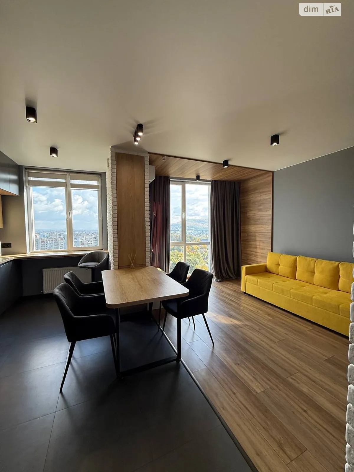 Продается 1-комнатная квартира 43.7 кв. м в Львове, ул. Беговая, 17А - фото 1