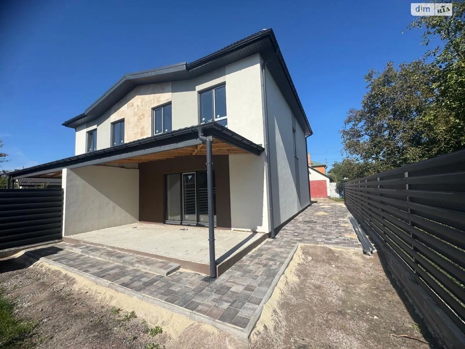 Продается дом на 2 этажа 150 кв. м с мансардой, цена: 144000 $ - фото 1
