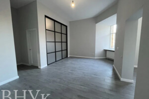 Продажа квартиры, Львов, р‑н. Центр, Сечевых Стрельцов улица, дом 8