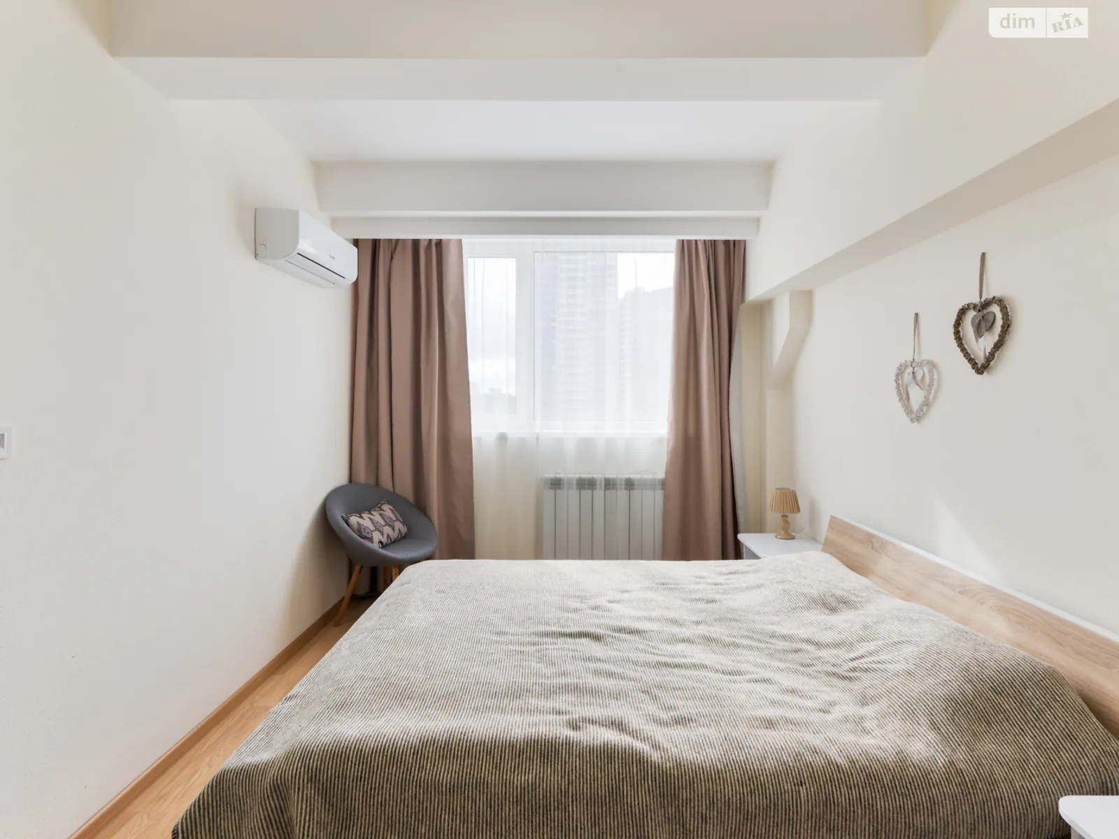 Продается 1-комнатная квартира 47 кв. м в Киеве, ул. Машиностроительная(Георгия Гонгадзе), 41 - фото 1