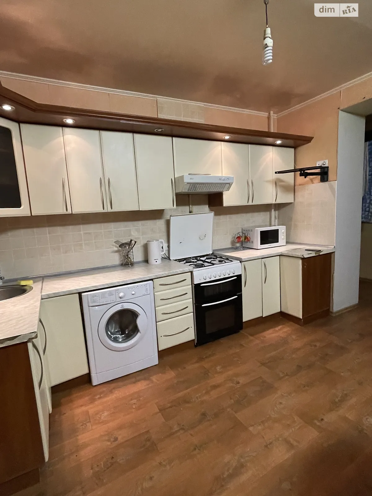 Сдается в аренду 1-комнатная квартира 58 кв. м в Одессе, ул. Старицкого, 20/2 - фото 1