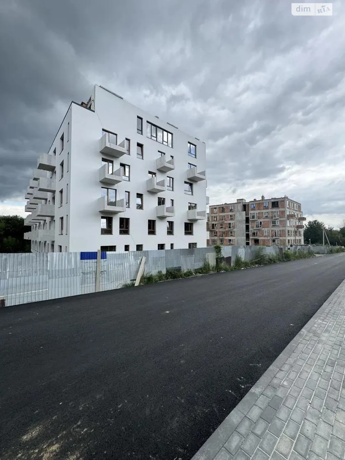 Продается 2-комнатная квартира 69.74 кв. м в Львове, ул. Орлика - фото 1