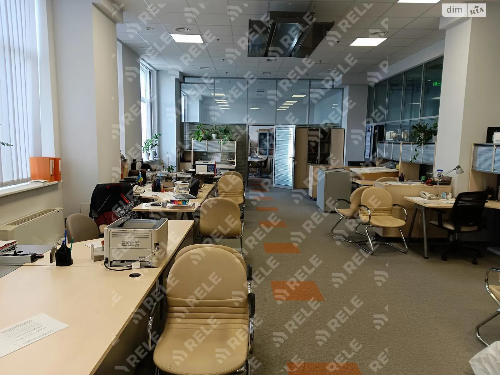 Продается офис 498 кв. м в бизнес-центре, цена: 896400 $ - фото 1